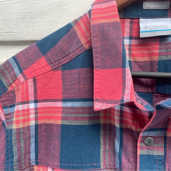 Men’s Plaid Columbia Dress Shirt - Picture 1 of 3